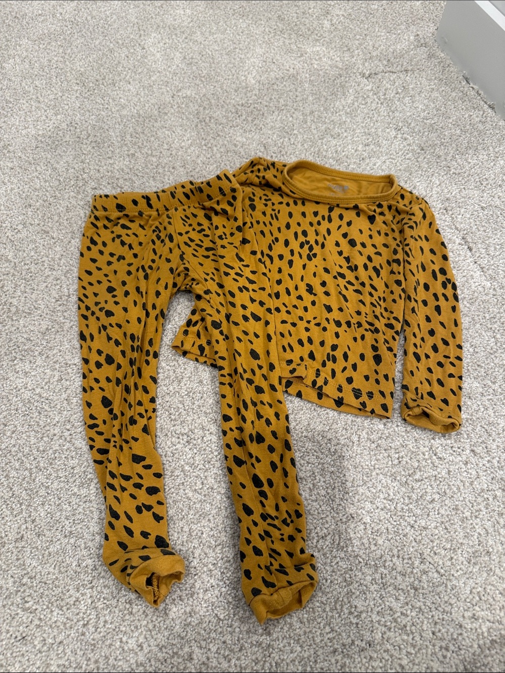 Kyte Mustard Black Cheetah Print Pajama Set
